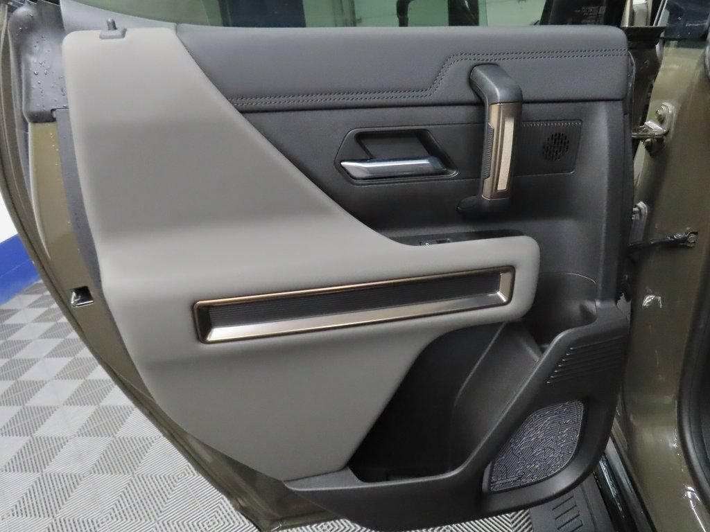 Used 2025 GMC Hummer EV 2X AWD/4WD image 71