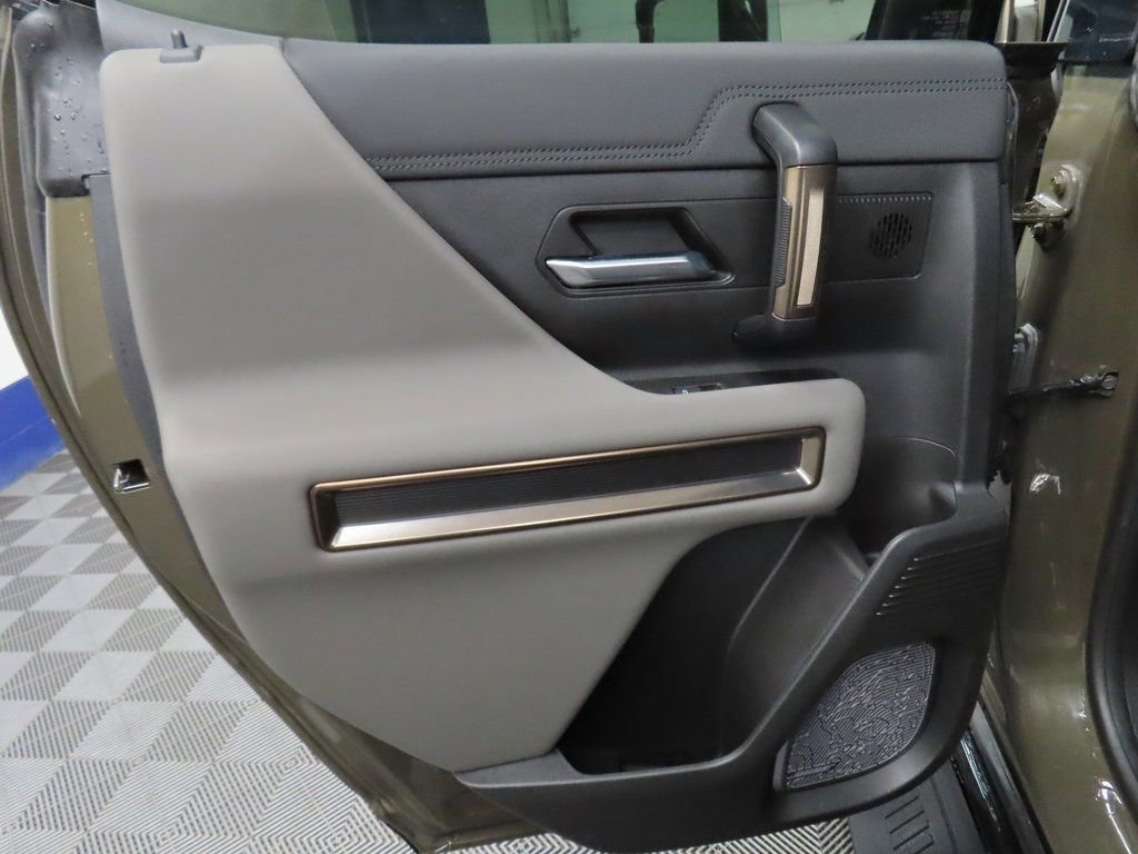 Used 2025 GMC Hummer EV 2X AWD/4WD image 71