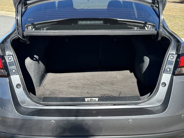 Certified 2025 Nissan Versa SV w/ Trunk Package image 19