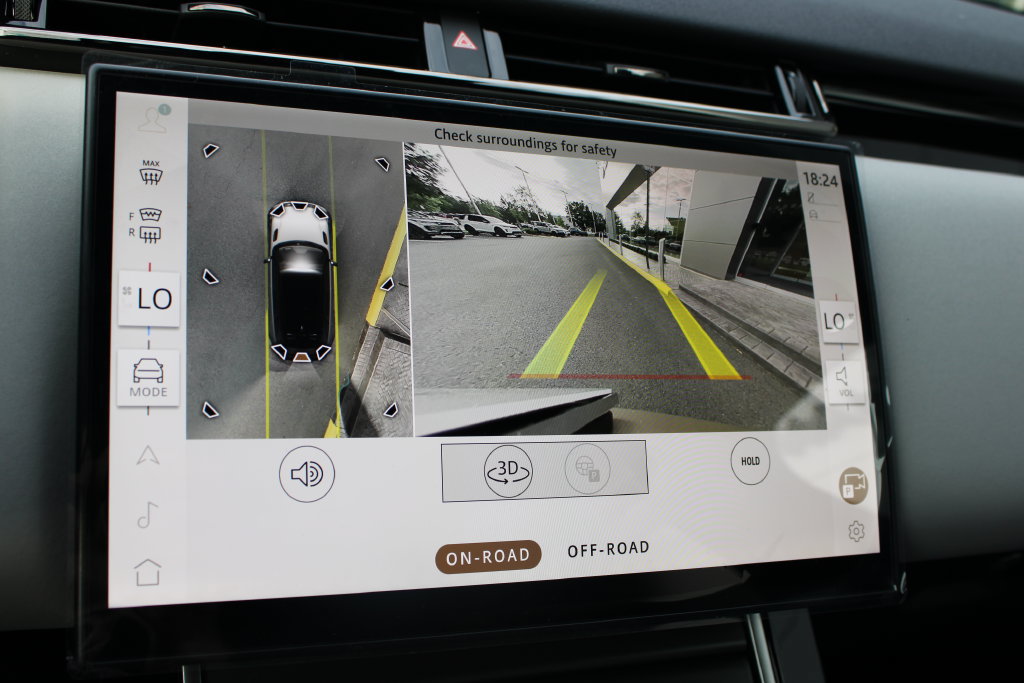 New 2026 Land Rover Range Rover Velar S AWD/4WD image 14