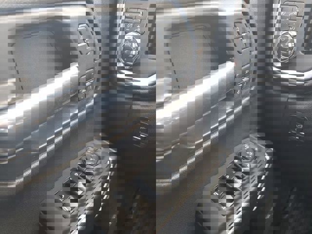 Certified 2021 GMC Sierra 1500 AT4 w/ AT4 Premium Package image 25