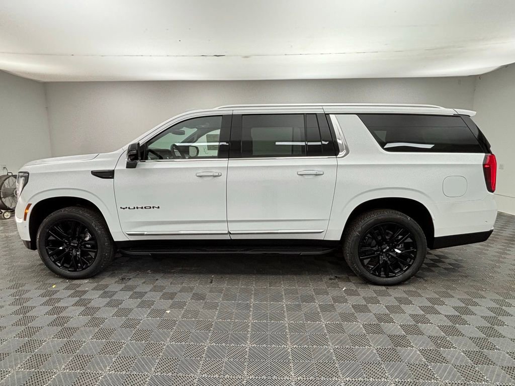 New 2026 GMC Yukon XL Elevation w/ LPO, Elevation Black Package image 14