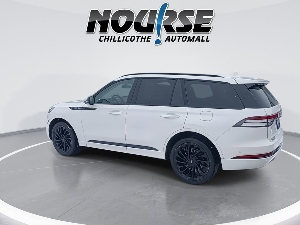 Used 2024 Lincoln Aviator Reserve w/ Equipment Group 201A AWD/4WD image 6