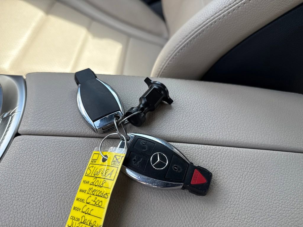 Used 2018 Mercedes-Benz C 300 4MATIC Sedan image 41