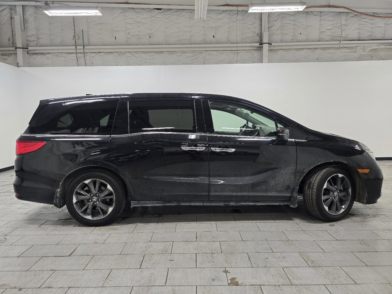 Used 2023 Honda Odyssey Elite image 20