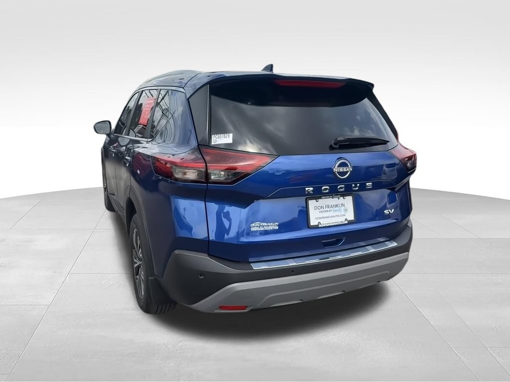 Used 2023 Nissan Rogue SV w/ SV Premium B Package FWD image 7