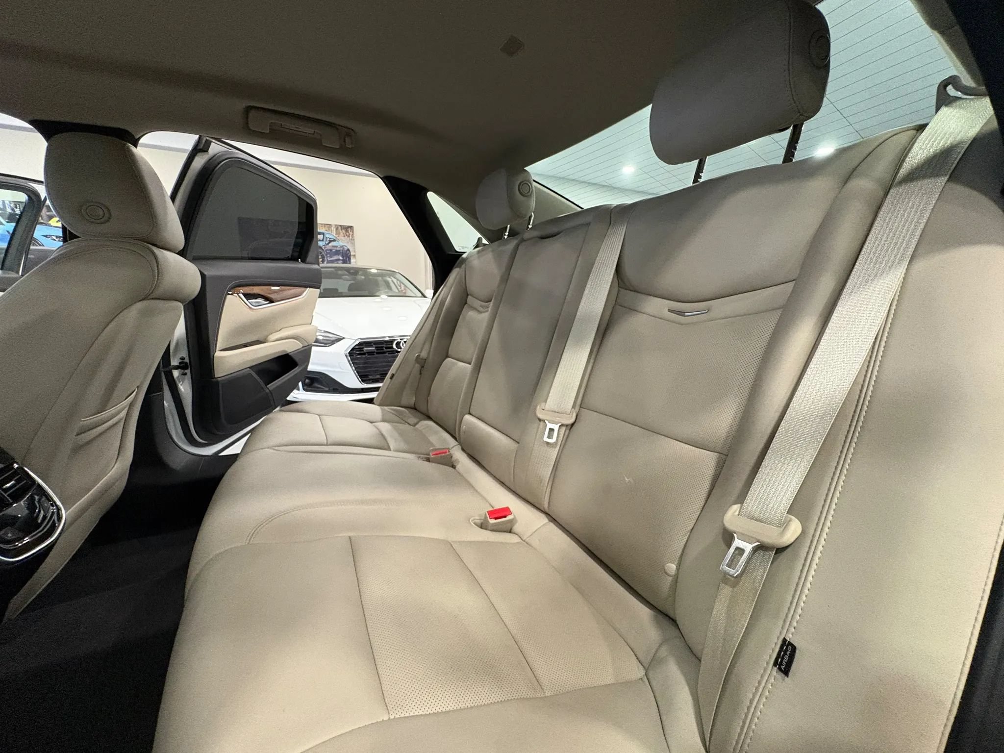 Used 2018 Cadillac XTS Luxury w/ Driver Awareness Package FWD image 14