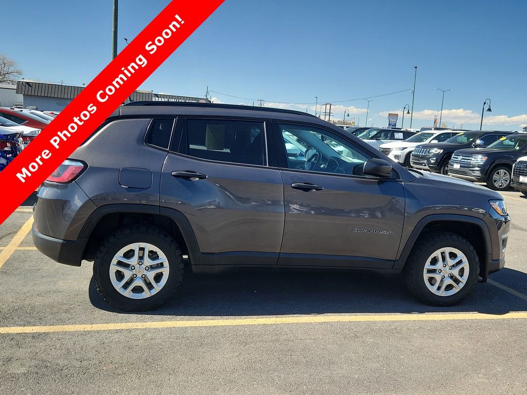 Used 2018 Jeep Compass Sport w/ Tech Group image 2