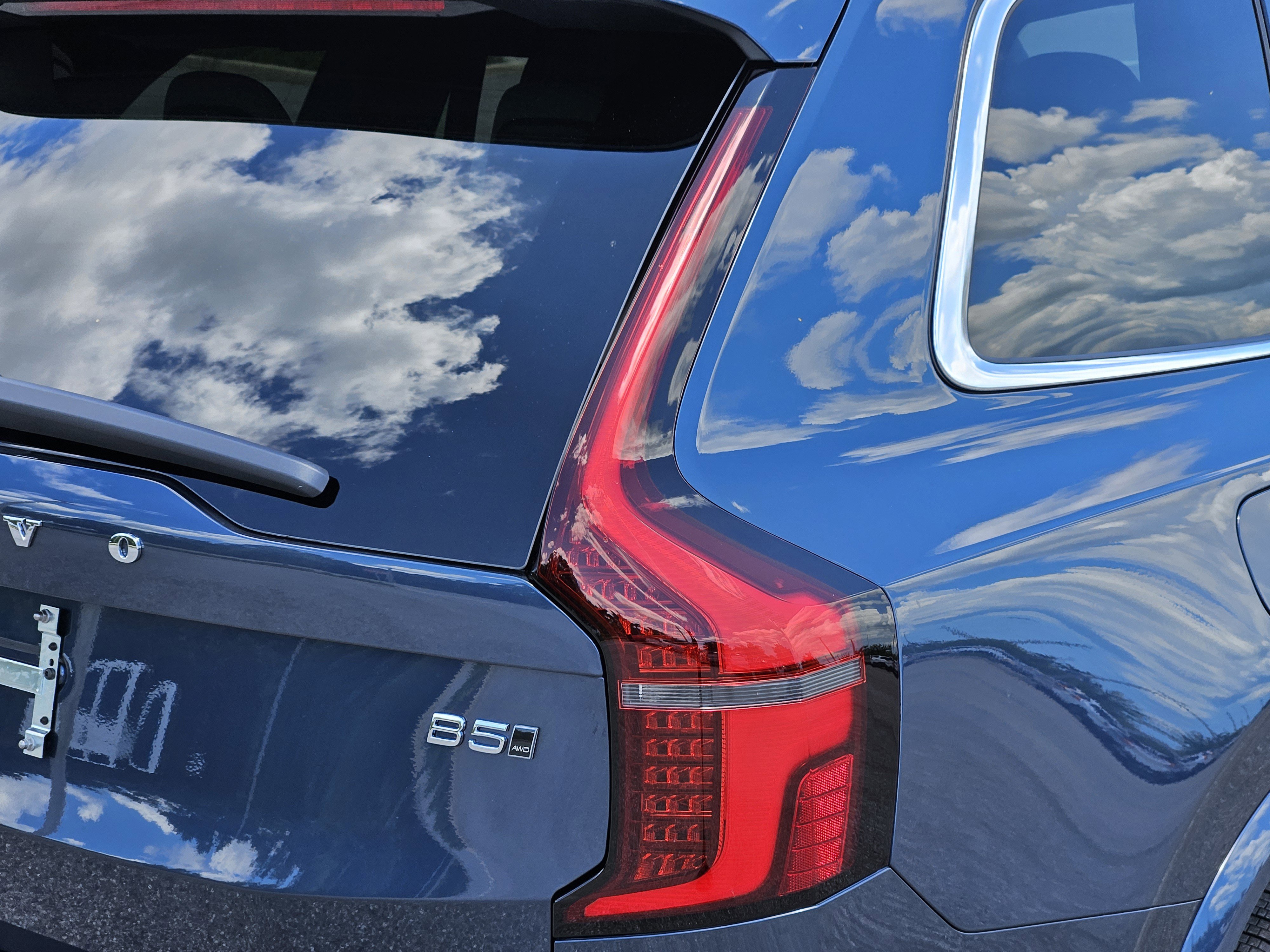 New 2026 Volvo XC90 B5 Plus image 10