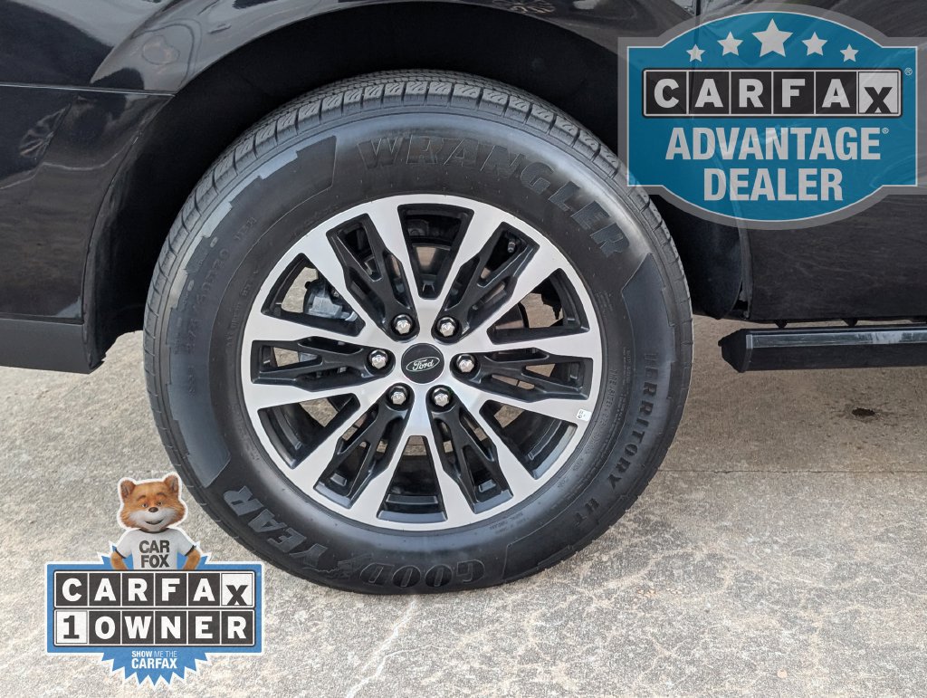 Used 2025 Ford Expedition Max Platinum AWD/4WD image 3
