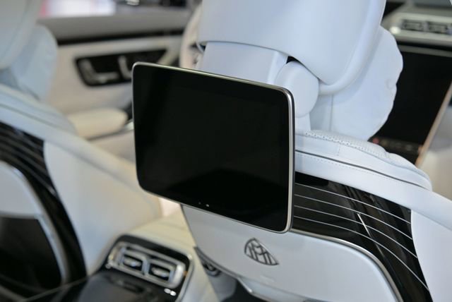 Used 2024 Mercedes-Benz Maybach S 680 Maybach S 680 4MATIC Sedan image 44