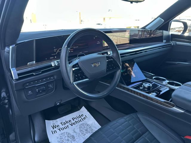 Certified 2025 Cadillac Escalade ESV Premium Luxury Platinum w/ LPO, Floor Liner Package image 17