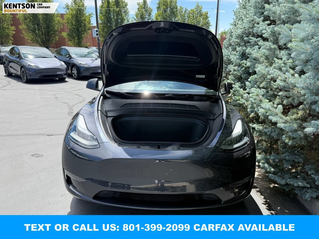 Used 2024 Tesla Model Y Long Range AWD/4WD image 29