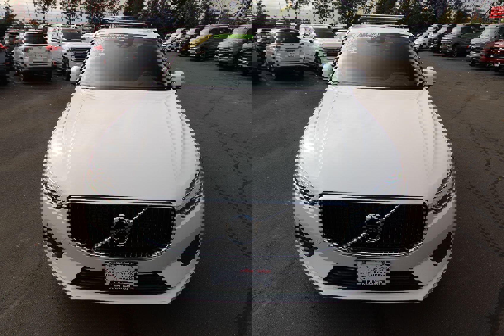 Used 2020 Volvo XC60 T5 Momentum image 8