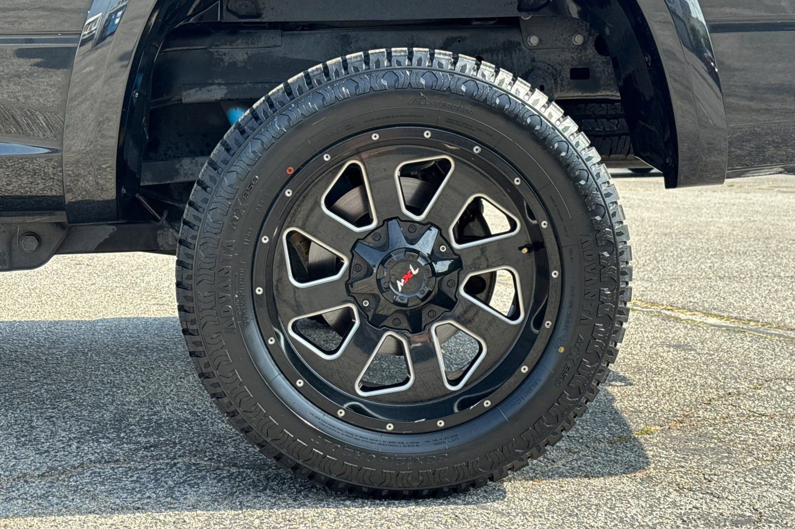 Used 2018 RAM 2500 Laramie w/ Sport Appearance Group AWD/4WD image 25