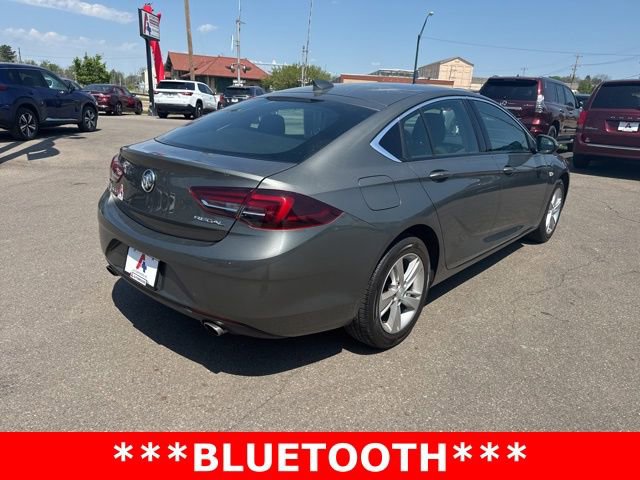 Used 2018 Buick Regal Preferred FWD image 3
