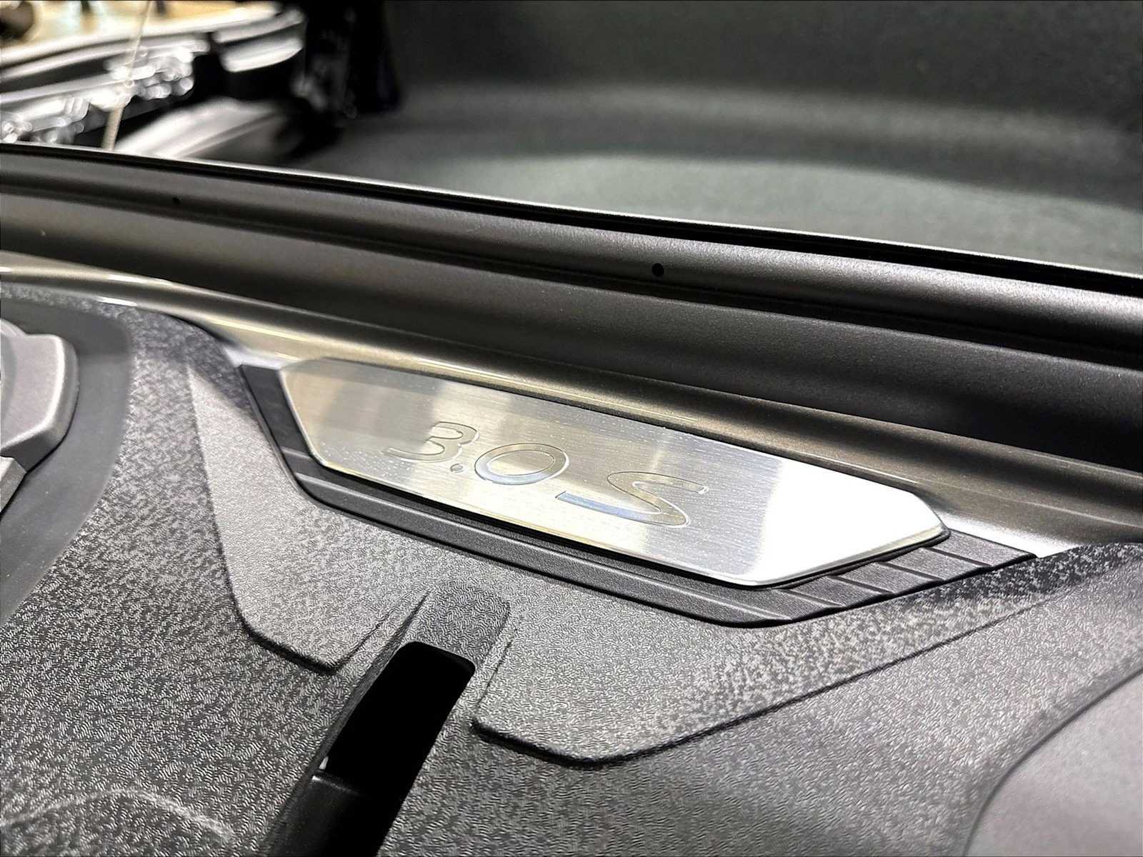 Used 2026 Porsche 911 Carrera S RWD image 37