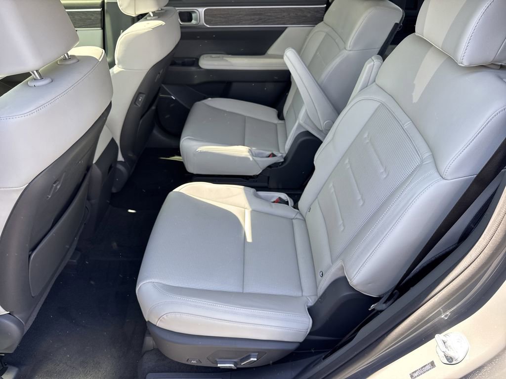 Used 2025 Hyundai Santa Fe Calligraphy image 20