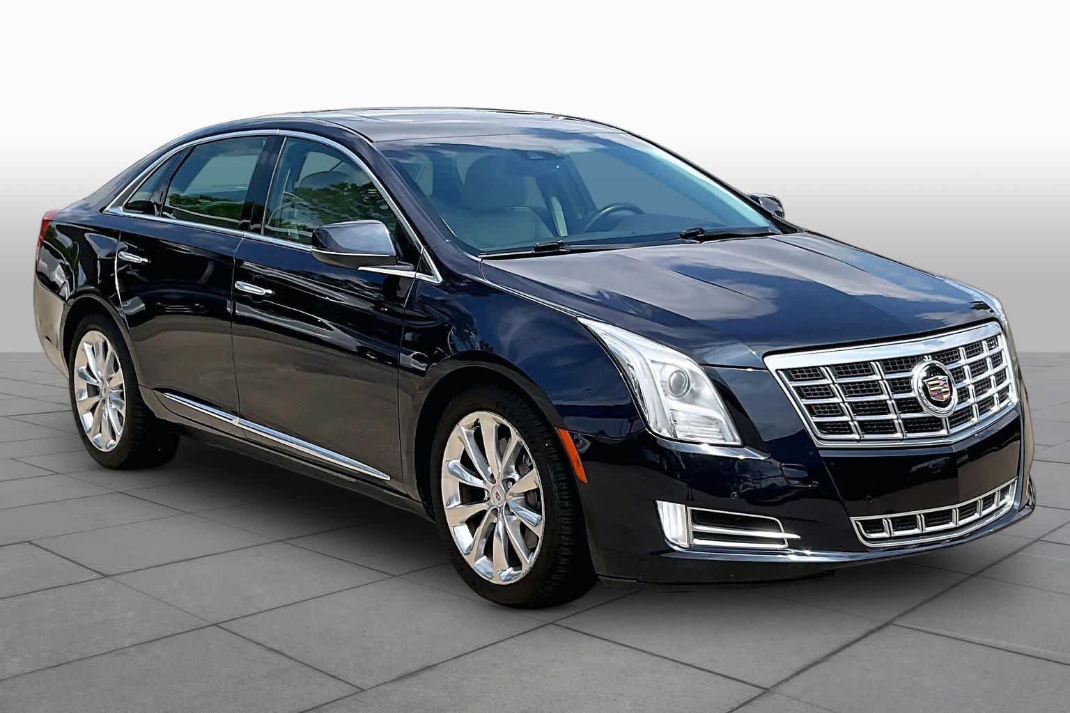 Used 2013 Cadillac XTS Premium AWD/4WD image 3