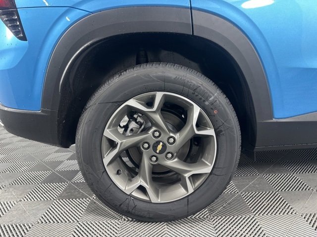 New 2026 Chevrolet Trax LT w/ Sunroof Package image 10