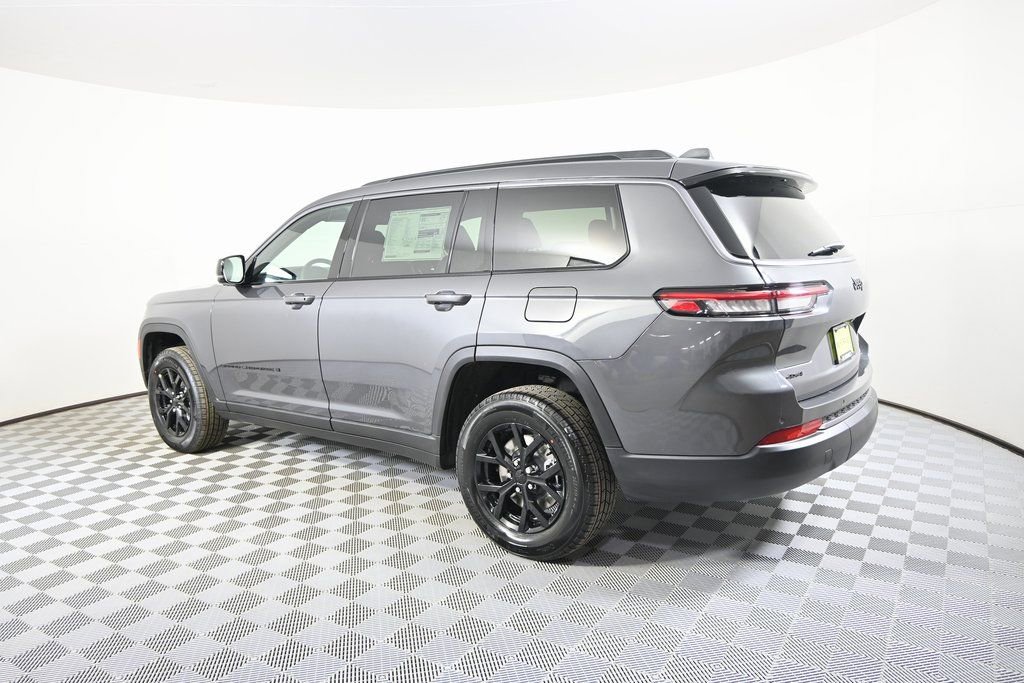 New 2026 Jeep Grand Cherokee L 4WD image 4