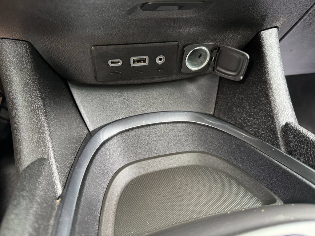 Used 2024 Chevrolet Malibu LT FWD image 35