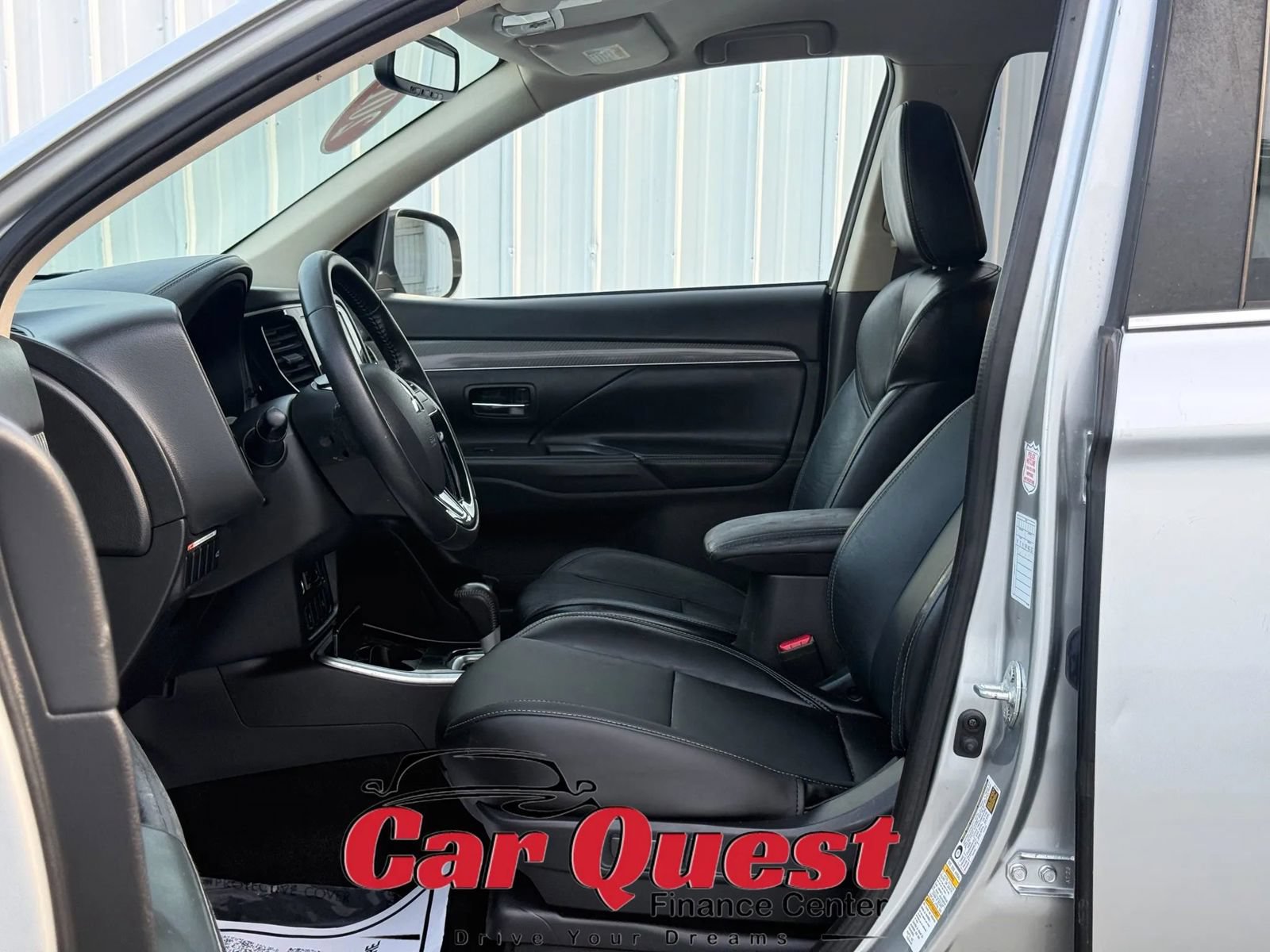 Used 2019 Mitsubishi Outlander SEL AWD/4WD image 9