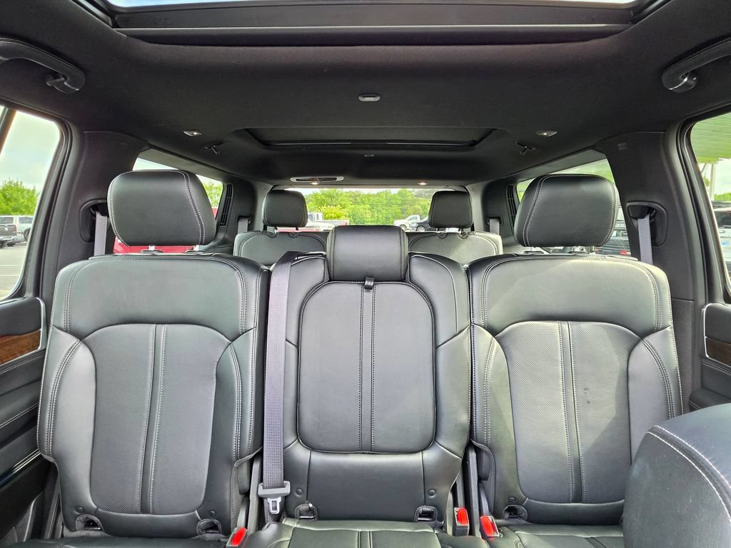 Used 2025 Jeep Grand Wagoneer 4WD w/ 8-Passenger Seating Package image 31