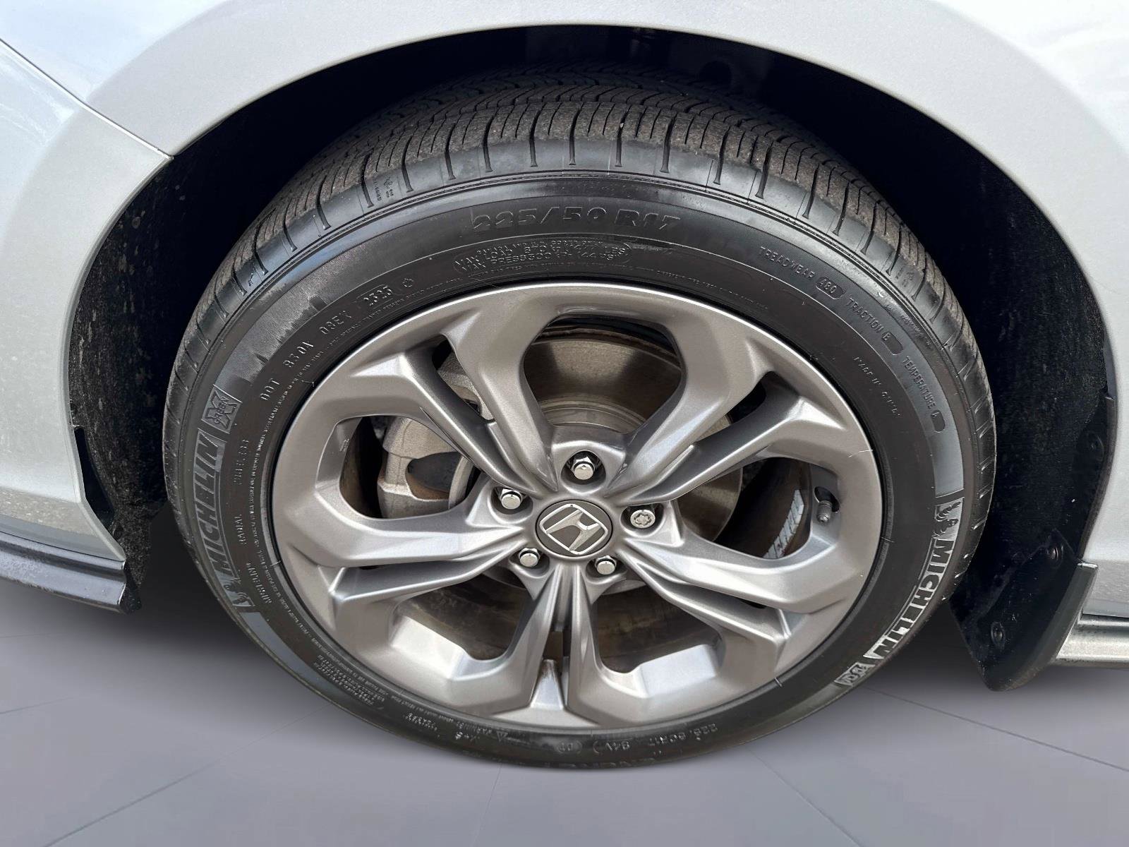 Certified 2023 Honda Accord EX image 11