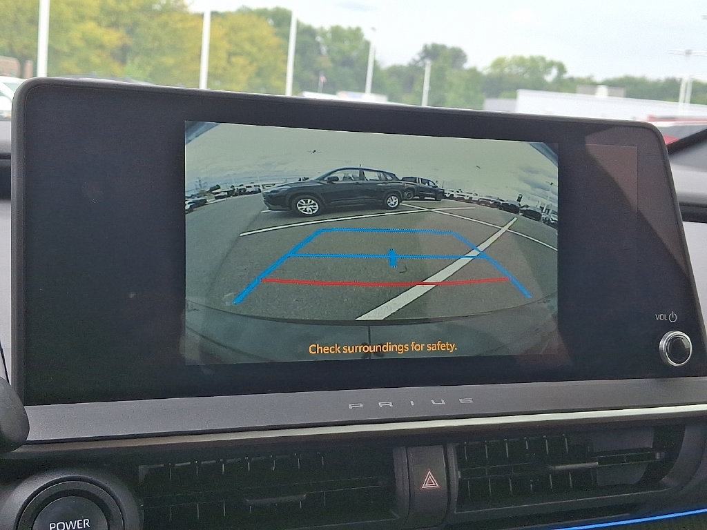 Certified 2024 Toyota Prius XLE FWD image 17