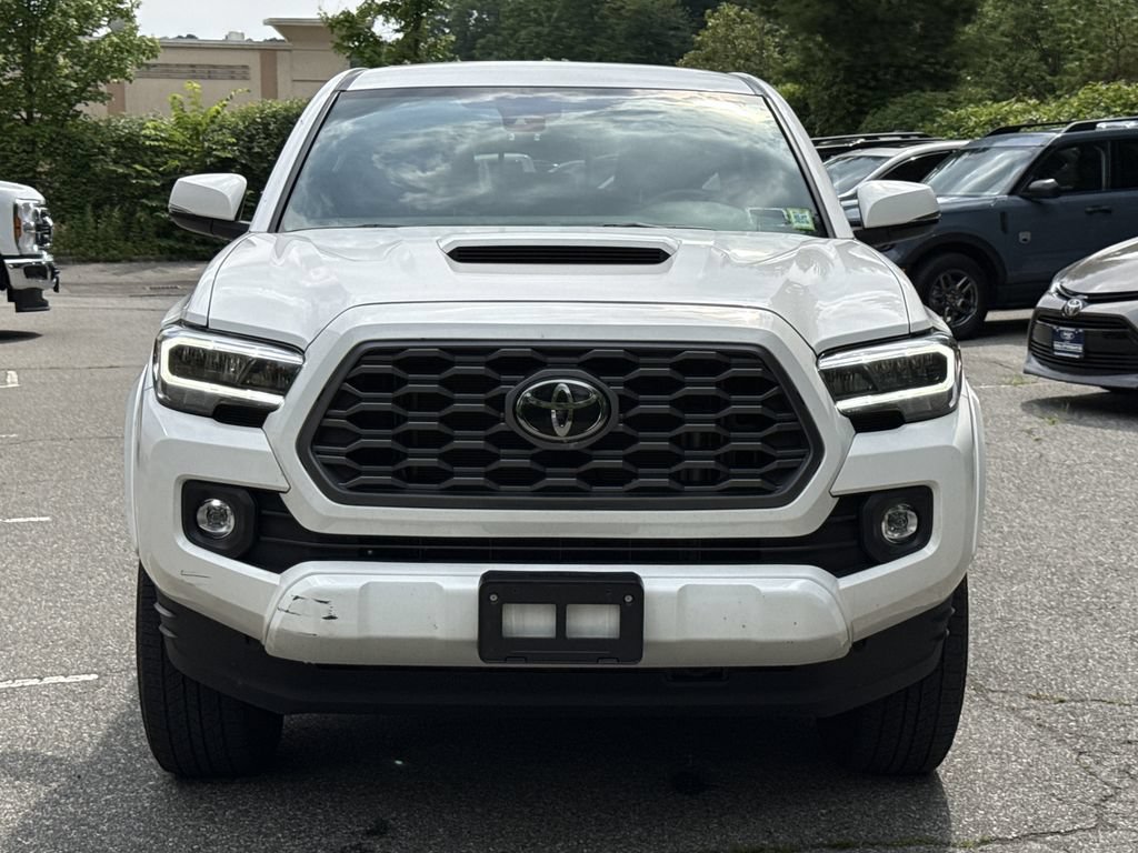 Used 2023 Toyota Tacoma TRD Sport AWD/4WD image 2