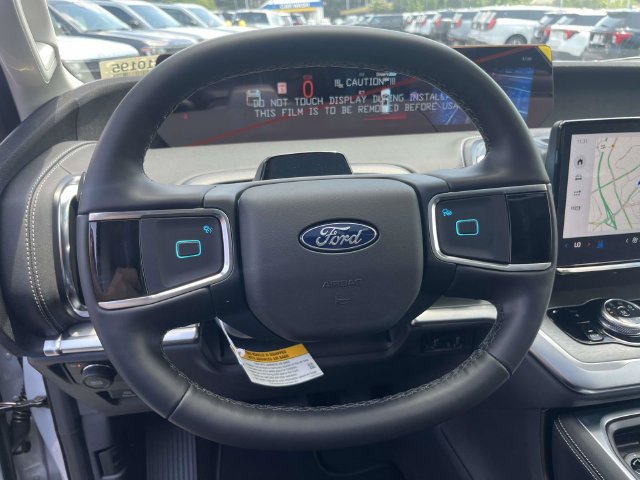 New 2026 Ford Expedition Platinum AWD/4WD image 16