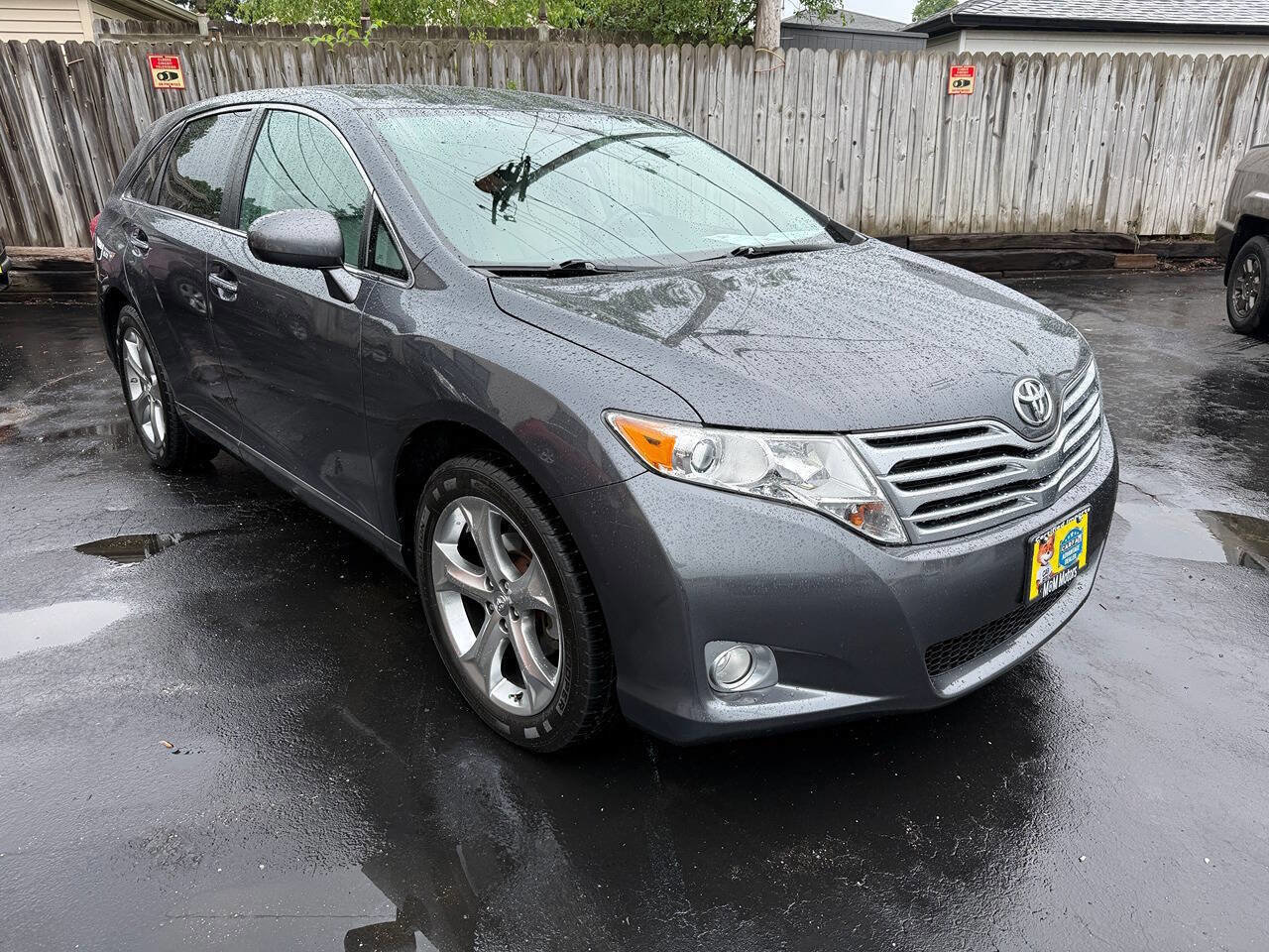 Used 2011 Toyota Venza AWD w/ Convenience Pkg image 2