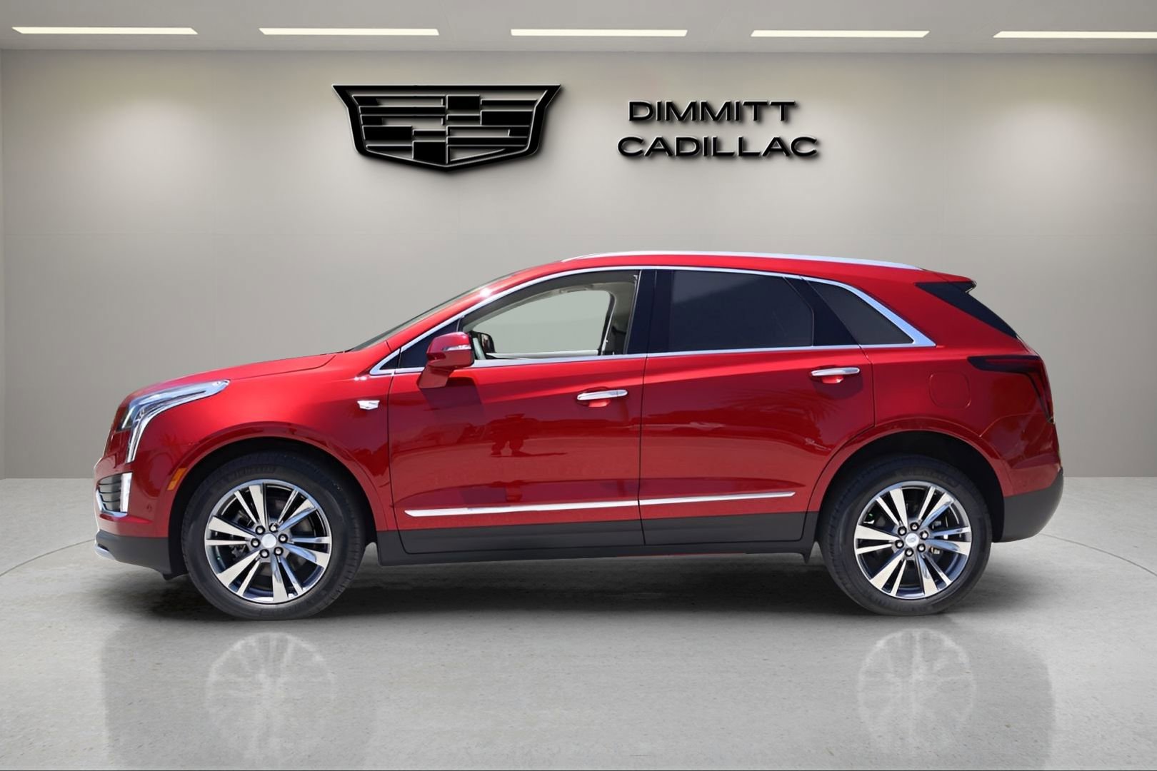 New 2026 Cadillac XT5 Premium Luxury w/ Driver Assist Package FWD image 2