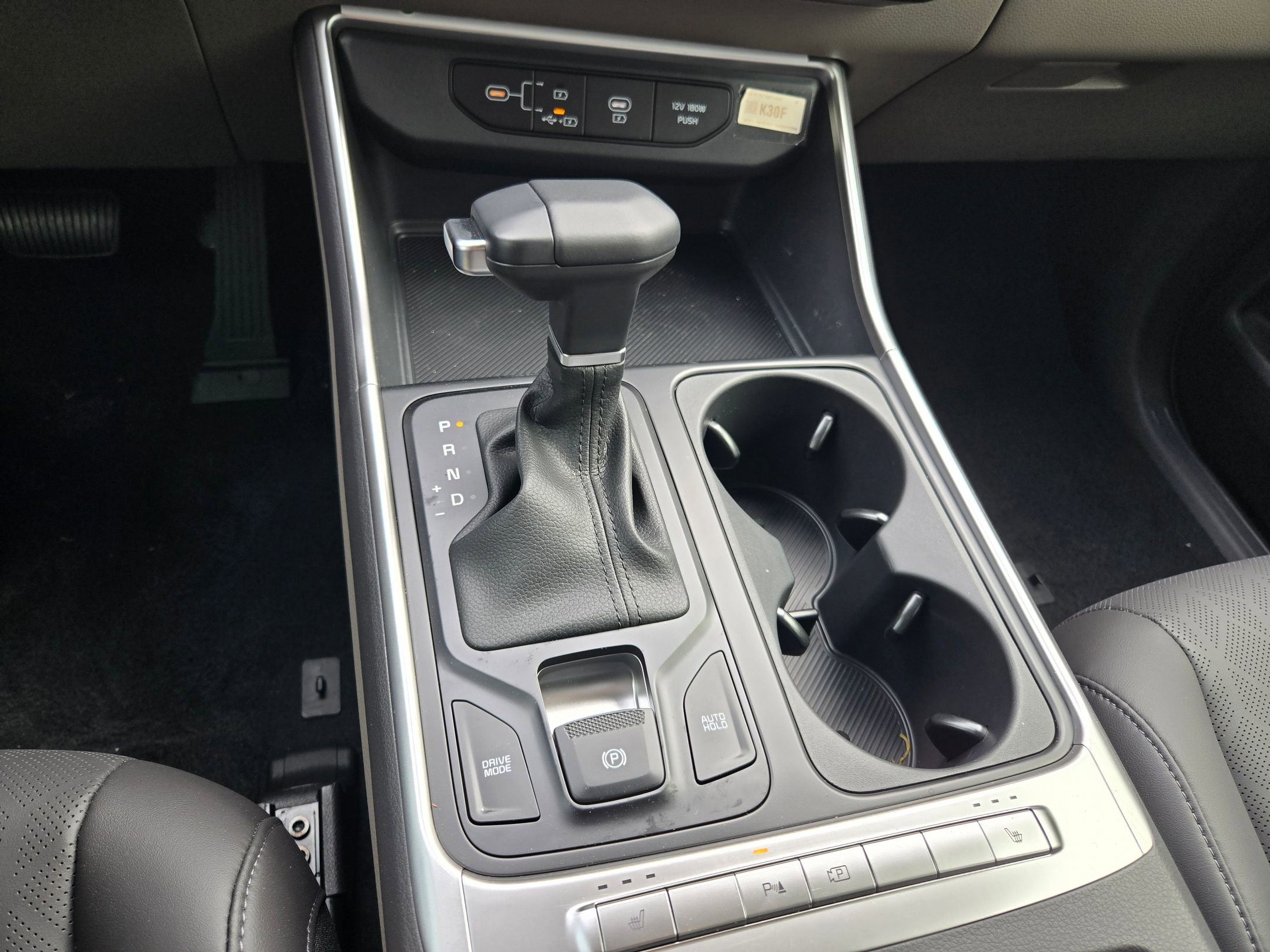 New 2026 Kia Carnival FWD image 31