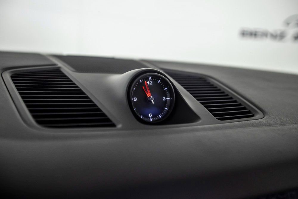 Used 2023 Porsche Cayenne S Platinum w/ Premium Package Plus image 33