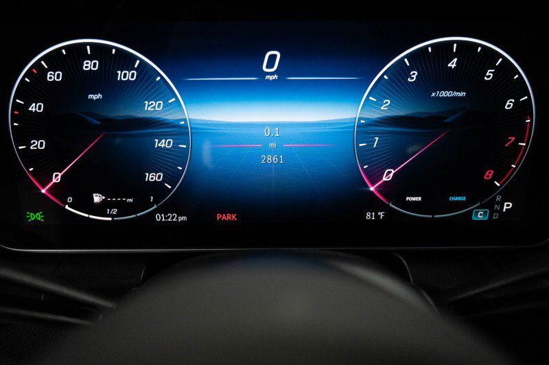 Certified 2025 Mercedes-Benz GLC 300 4MATIC image 25