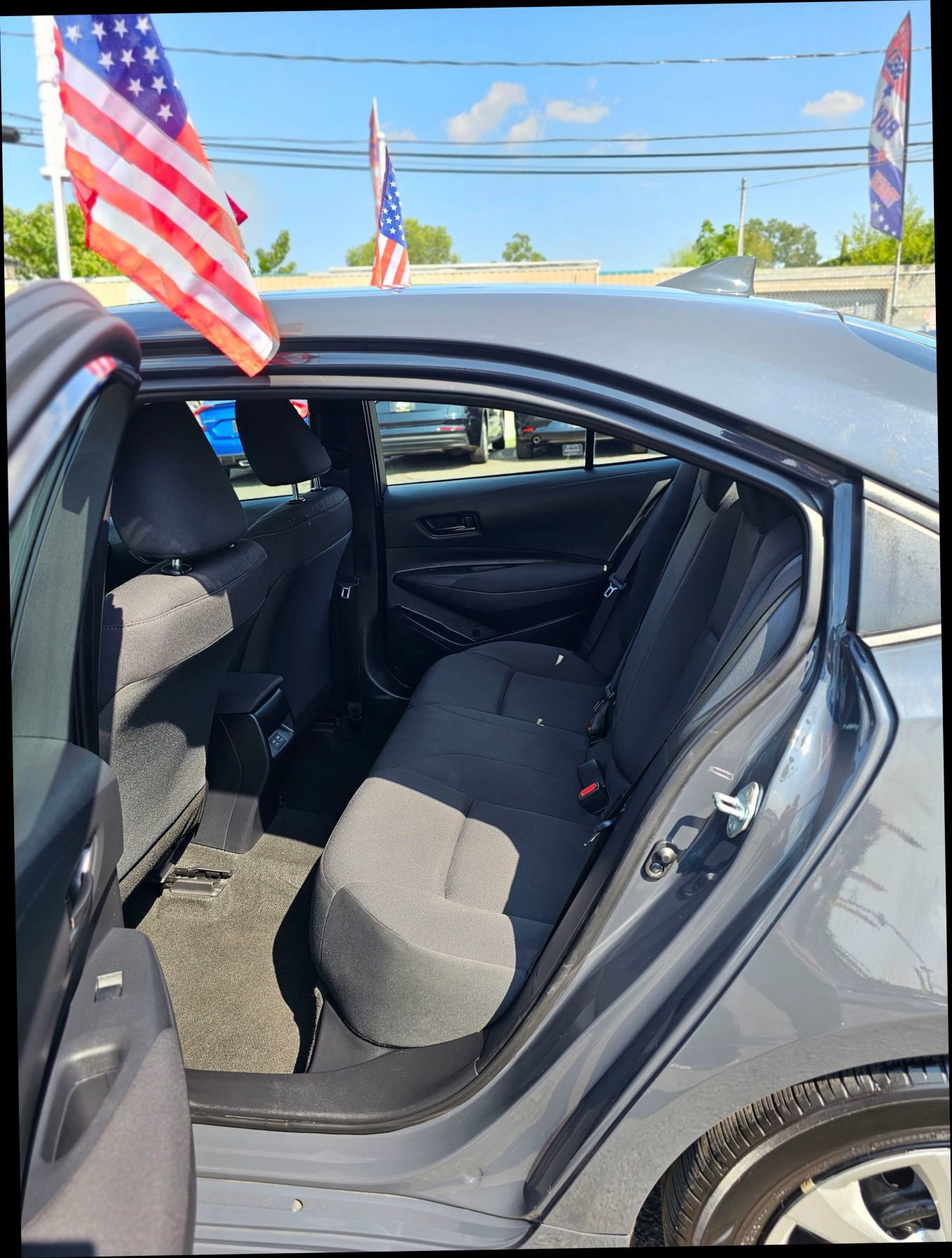 Used 2024 Toyota Corolla LE image 9