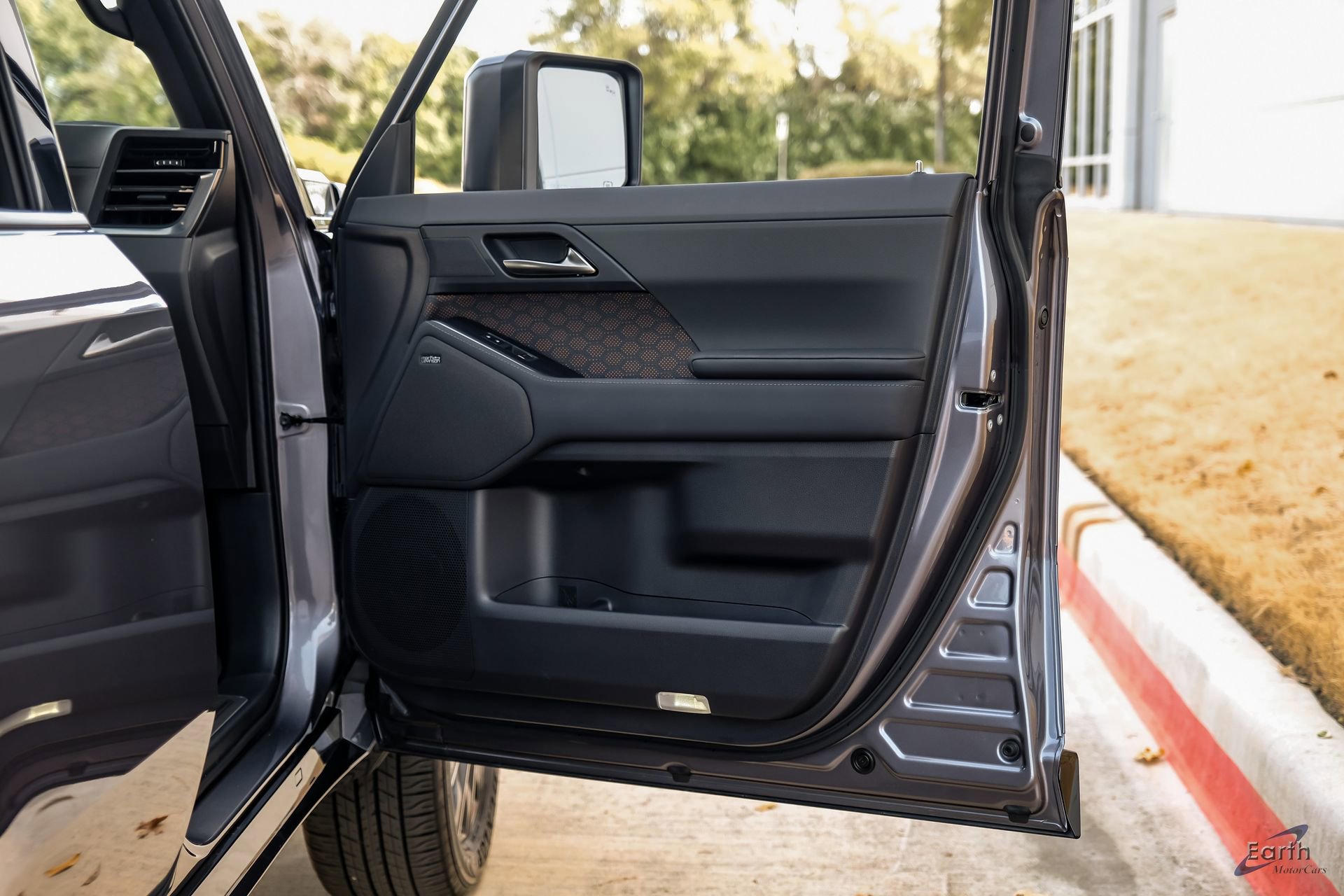 Used 2025 Lexus GX 550 550 Luxury+ HUD Traffic Jam As w/ Accessory Package (Z1) image 97