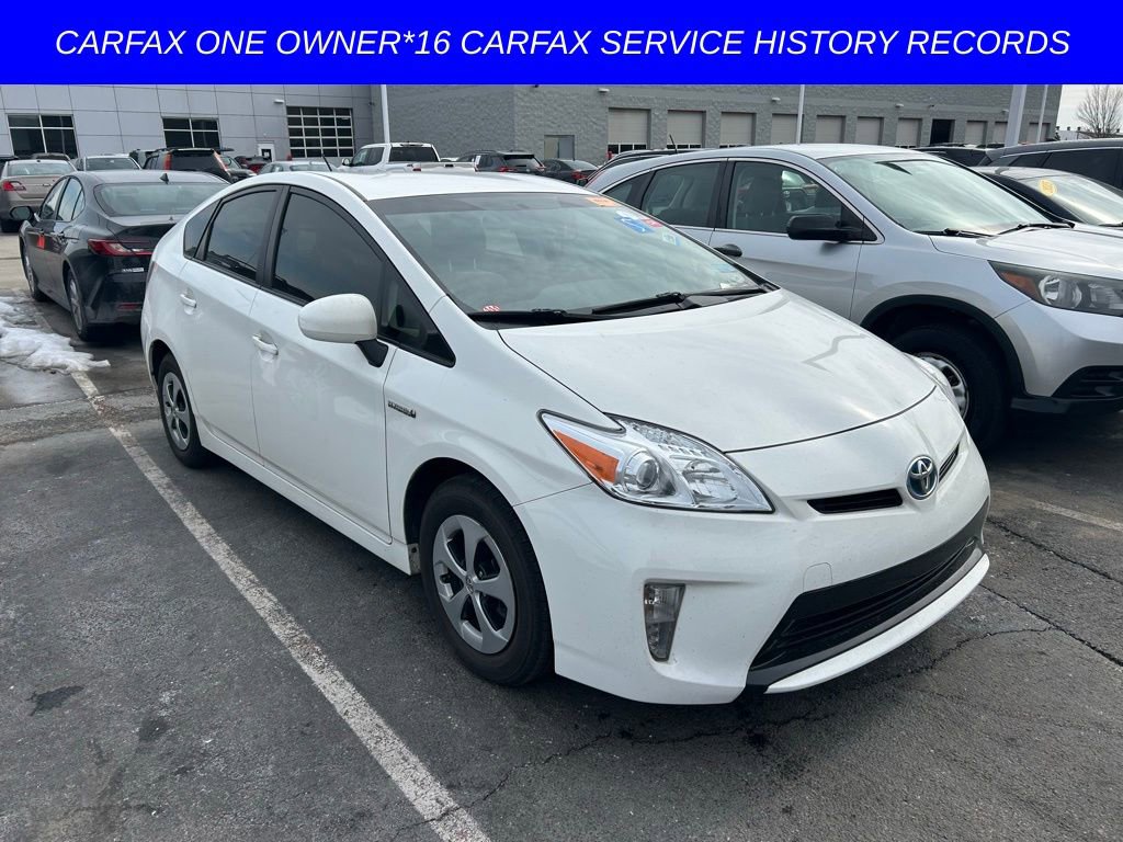 Used 2015 Toyota Prius Two image 1