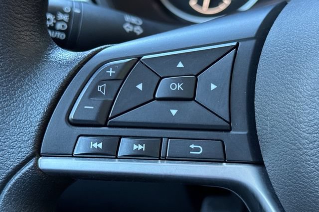 Used 2025 Nissan Altima 2.5 SV AWD/4WD image 35