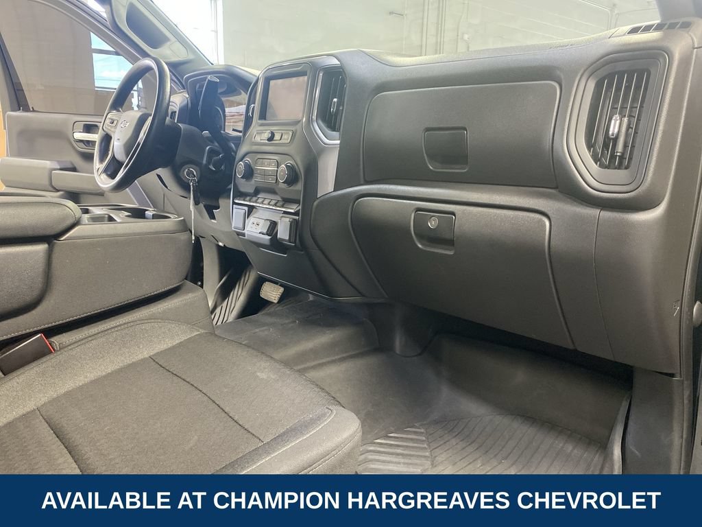 Used 2022 Chevrolet Silverado 1500 Custom Trail Boss AWD/4WD image 37