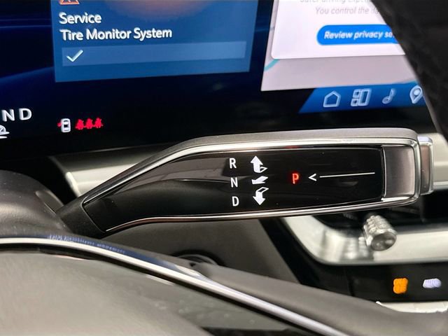 New 2025 Cadillac Lyriq Sport image 16