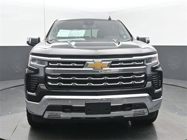 Used 2025 Chevrolet Silverado 1500 LTZ w/ LTZ Premium Package image 8