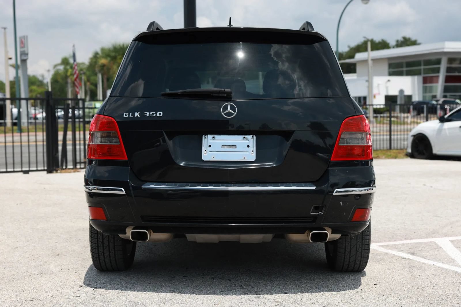Used 2011 Mercedes-Benz GLK 350 2WD image 5