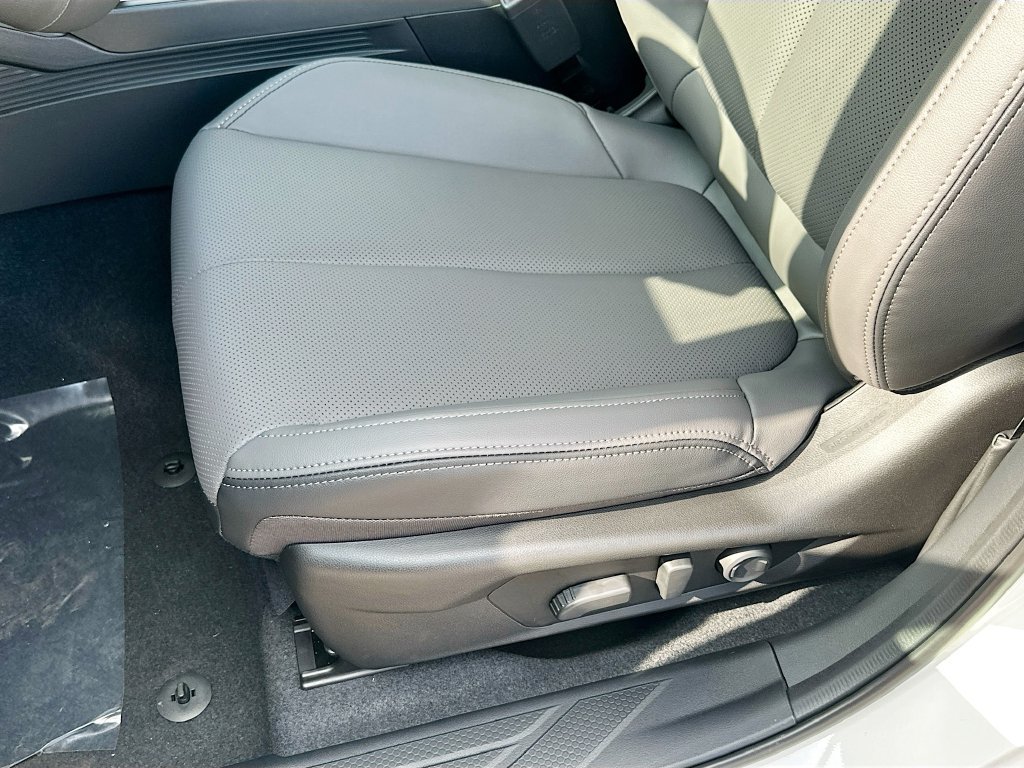 New 2026 Subaru Outback Limited AWD/4WD image 26