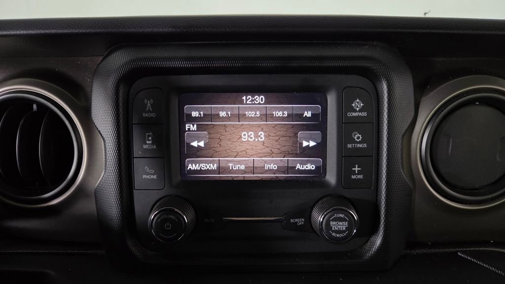 Used 2021 Jeep Gladiator Sport w/ Trailer Tow Package image 21