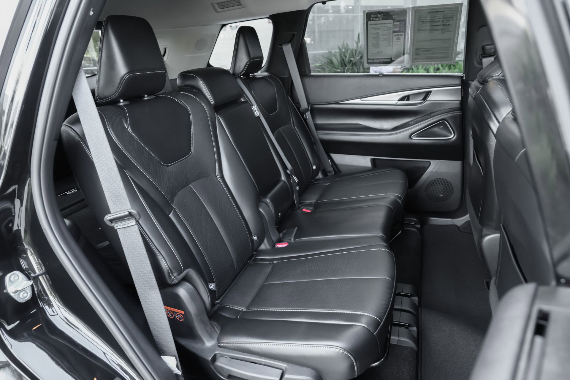 Certified 2026 INFINITI QX60 Luxe w/ Cargo Package image 36