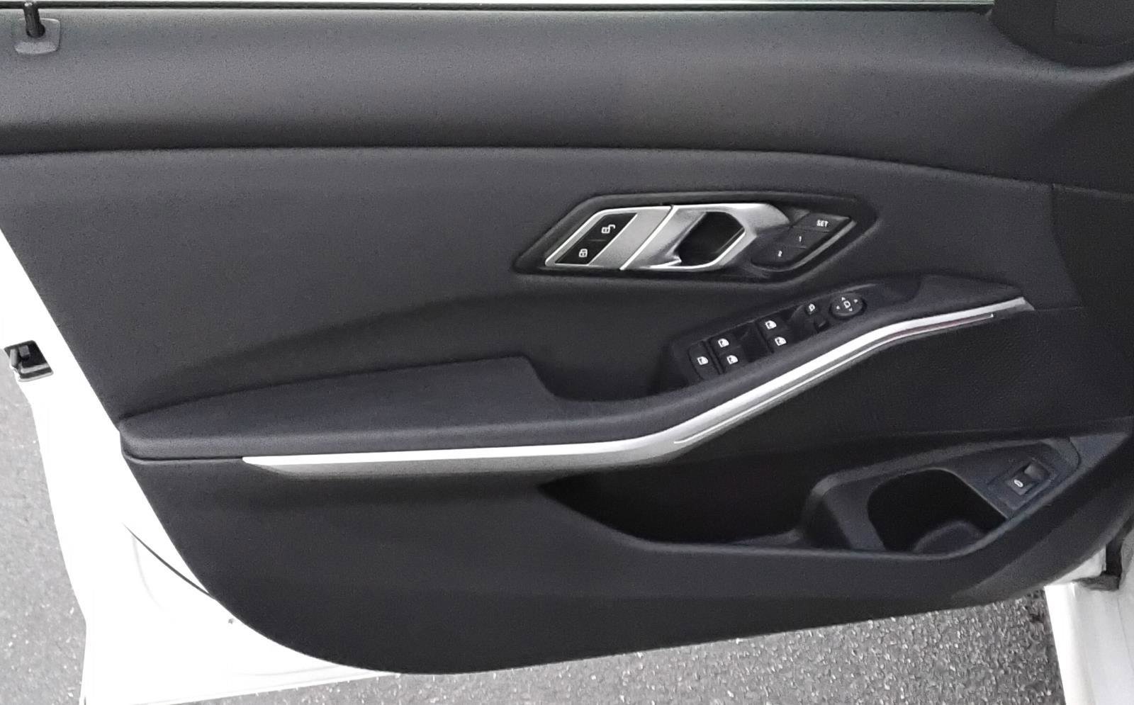 Used 2021 BMW 330i Sedan w/ Convenience Package image 16