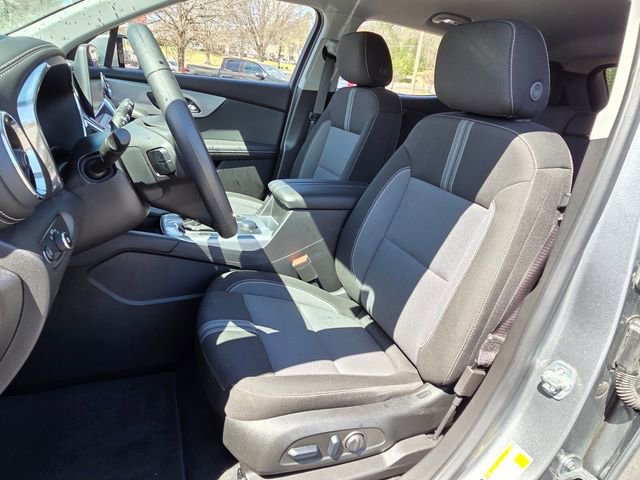 Used 2025 Chevrolet Blazer LT image 9